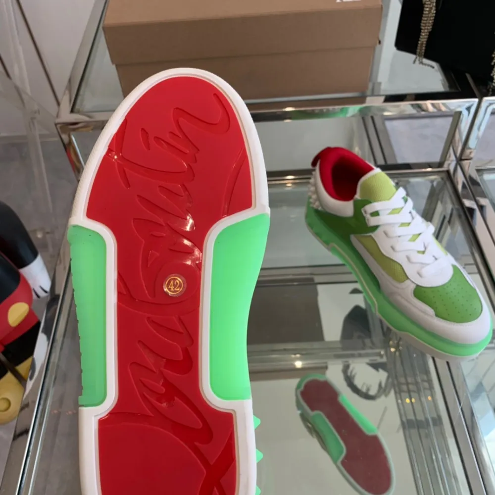 신발 상품 이미지-S1L3