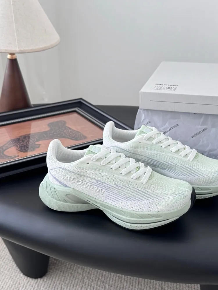 Maison Ma*giela - MM6 메종 x 살*몬 크로스 웨이더 스니커즈 (해외최상급)