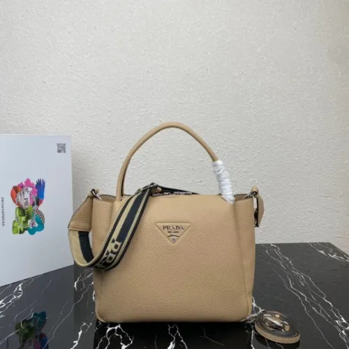 PR*DA 프라* 가죽 핸드백 1BC170 (해외최상급)