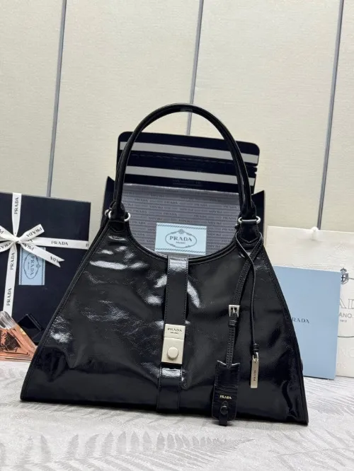 PR*DA 프라* 미디엄 가죽 토트백 1BG570 (해외최상급)