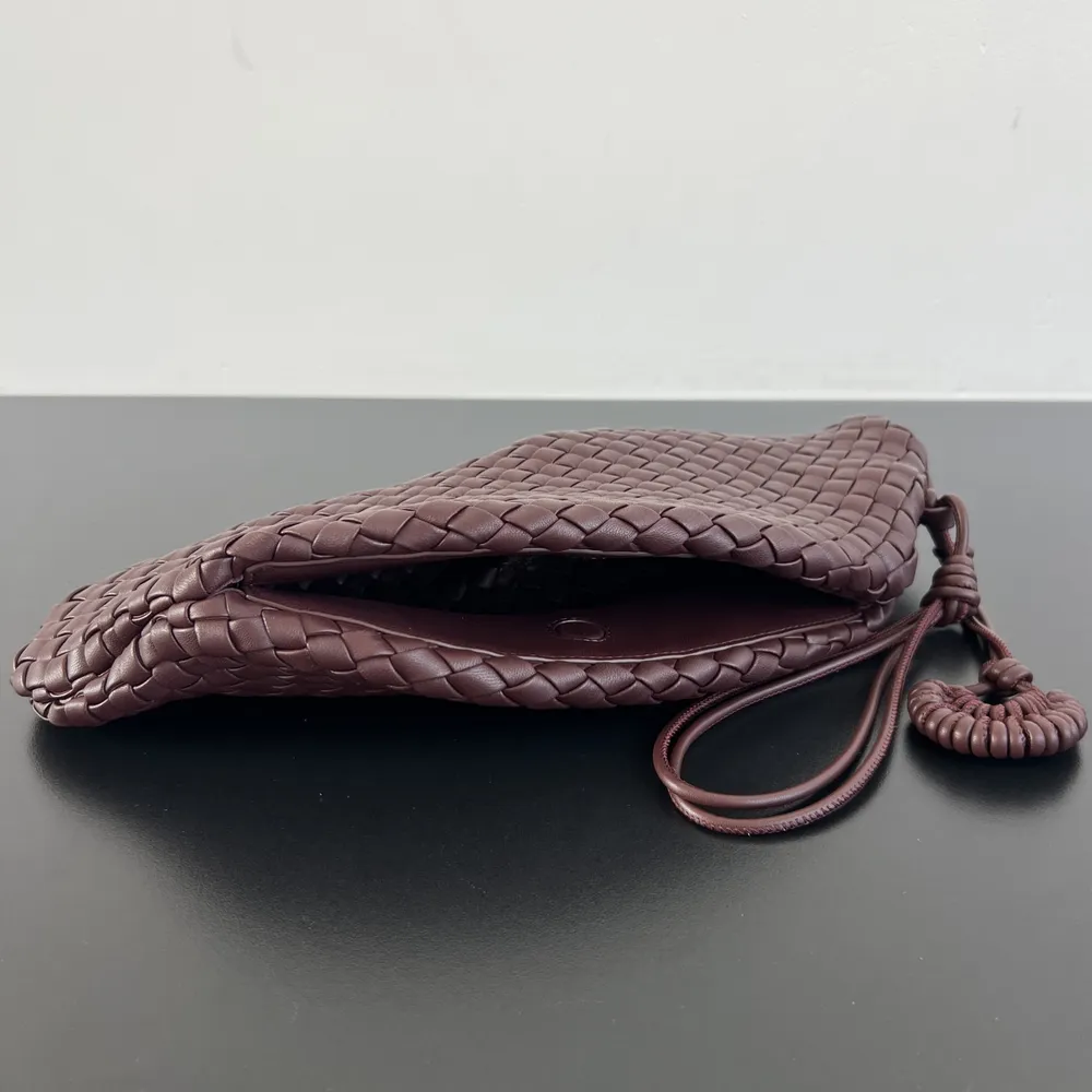 e33a181d_9.webp