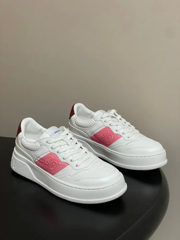 스니커즈
