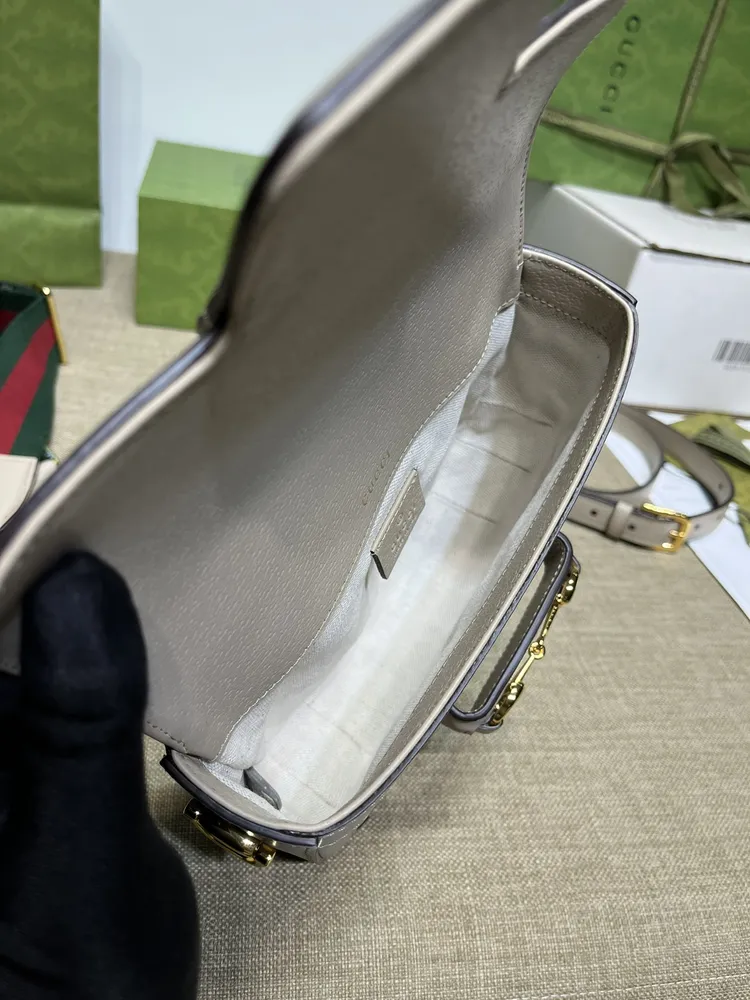 d97249fc_11.webp