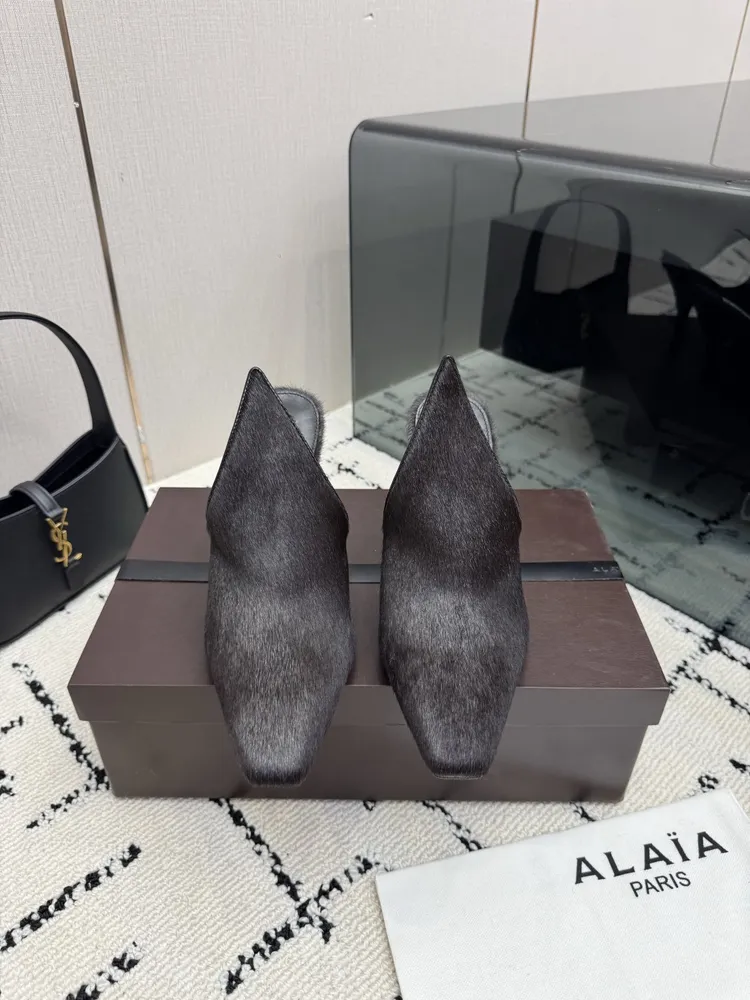 가죽 포인티드 칼라 오픈백 뮬 여성 슈즈