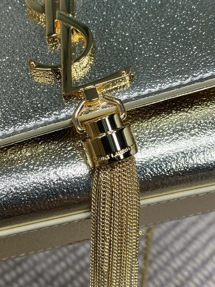a143f06b_7.webp
