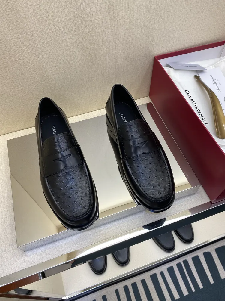 엠보 레더 이펙트 페니 로퍼 남성 슈즈