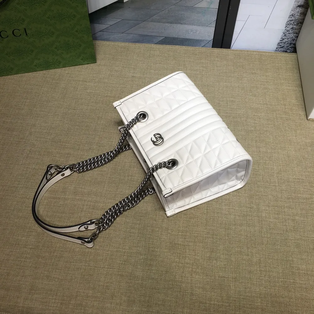 c18fb95d_4.webp