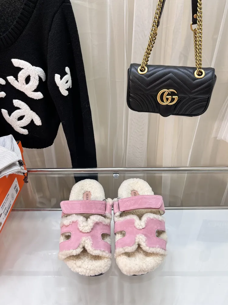 H 컬리 시어링 슬리퍼 슈즈