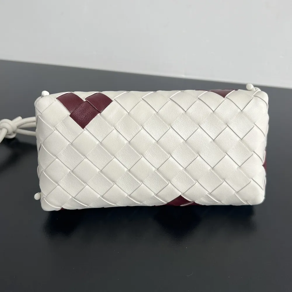 6357b1cf_5.webp
