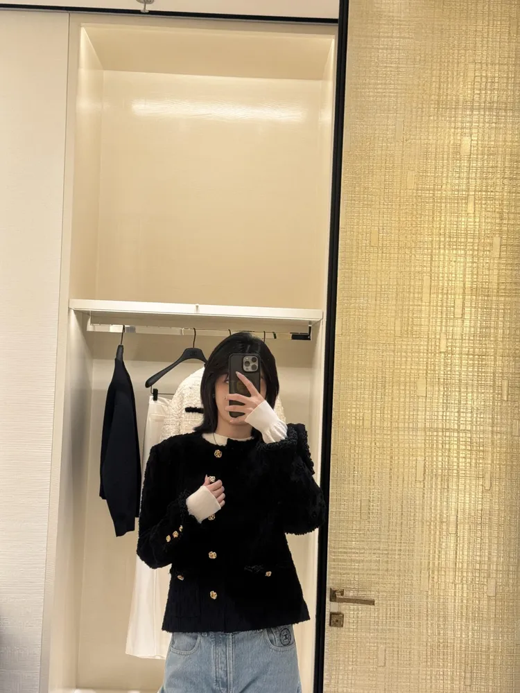 인터로킹 CC 오발 로고 워싱 여성 데님 팬츠