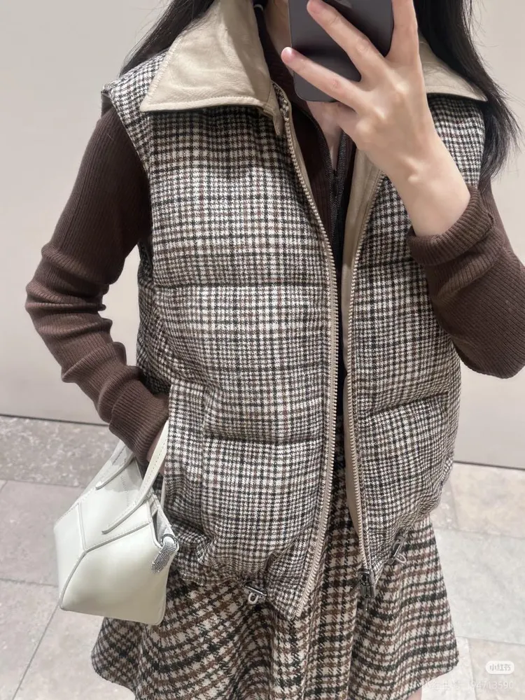 글렌 체크 카라 리버서블 여성 패딩 조끼