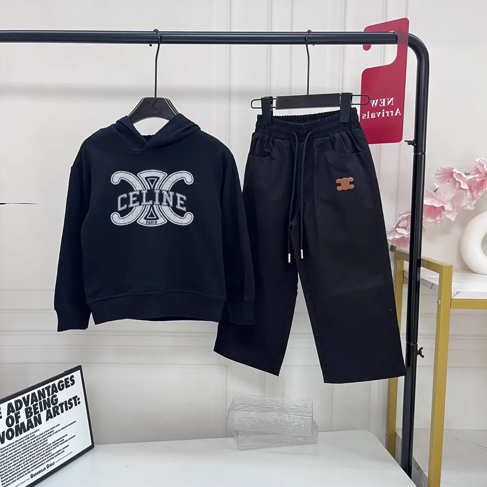 키즈 트리오페 칼리지 로고 코튼 플리스 후디 조거 팬츠 세트