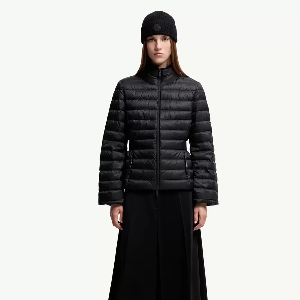 베르리에 핏앤플레어 쇼트 여성 다운자켓 K20931A00078598AL999