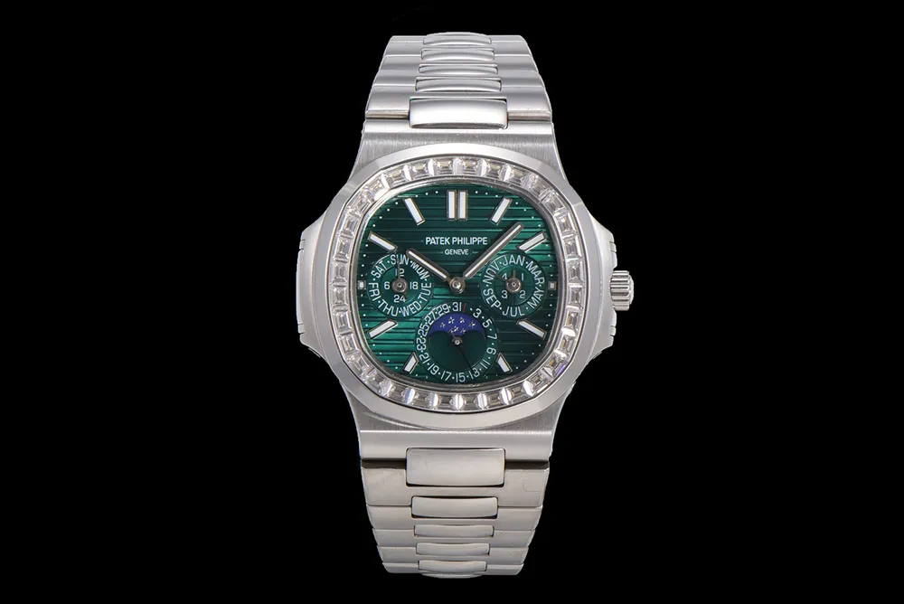 파텍필* Patek Philipp* 5740/1G-001 노틸러스 40mm