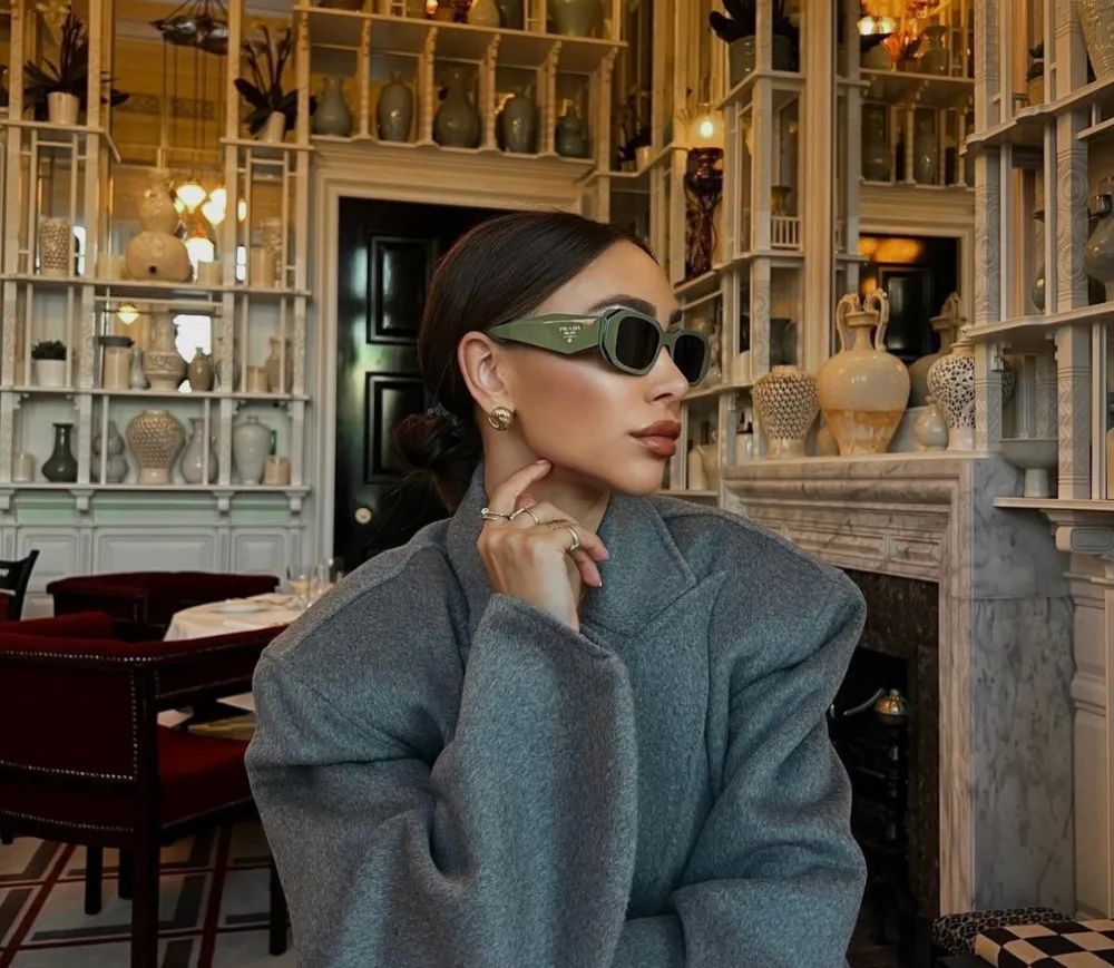 안경 모델 착용 이미지-S1L31