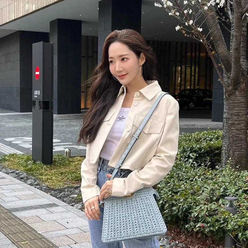 펜* 피카부 아이 씨 유 스몰 라피아백 라이트 블루 - 박민영착용 (해외최상급)