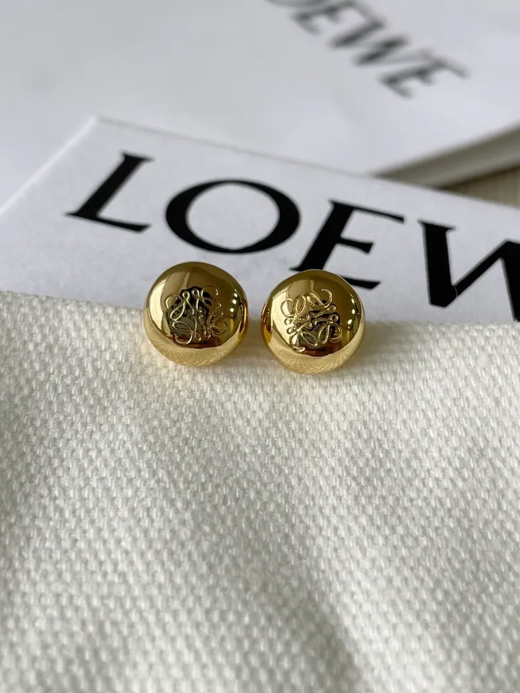 LOEW* 로에* 아나그램 이어링 귀걸이 (해외최상급)