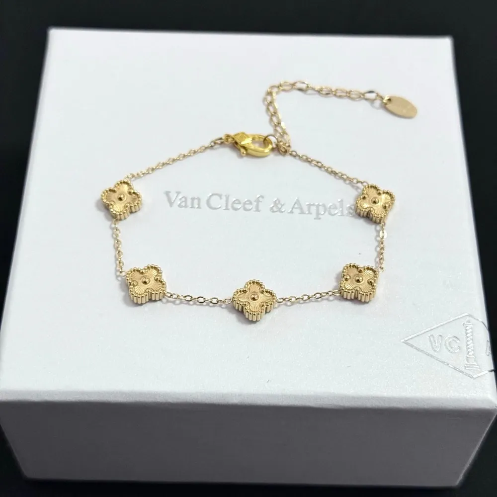 Van Cleef &amp; Arpel* 반클 브레이슬릿 팔찌 (해외최상급)