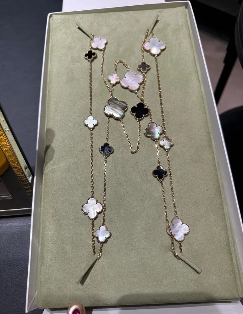 Van Cleef &amp; Arpel* 반클 네크리스 목걸이 (해외최상급)