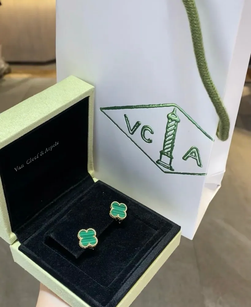 Van Cleef &amp; Arpel* 반클 이어링 귀걸이 (해외최상급)