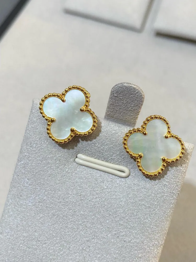 Van Cleef &amp; Arpel* 반클 이어링 귀걸이 (해외최상급)
