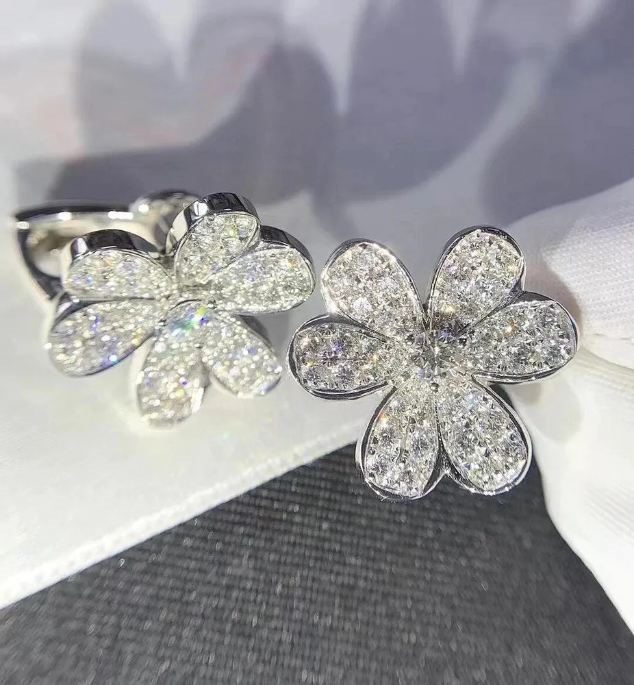 Van Cleef &amp; Arpel* 반클 이어링 귀걸이 (해외최상급)