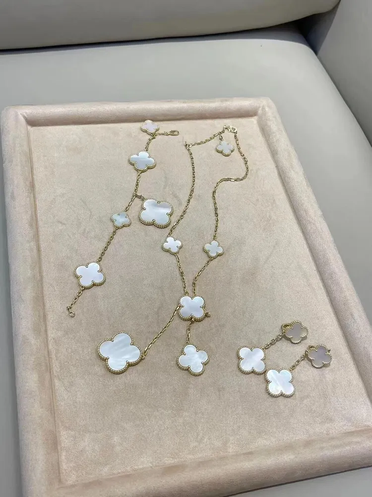 Van Cleef &amp; Arpel* 반클 네크리스 목걸이 (해외최상급)