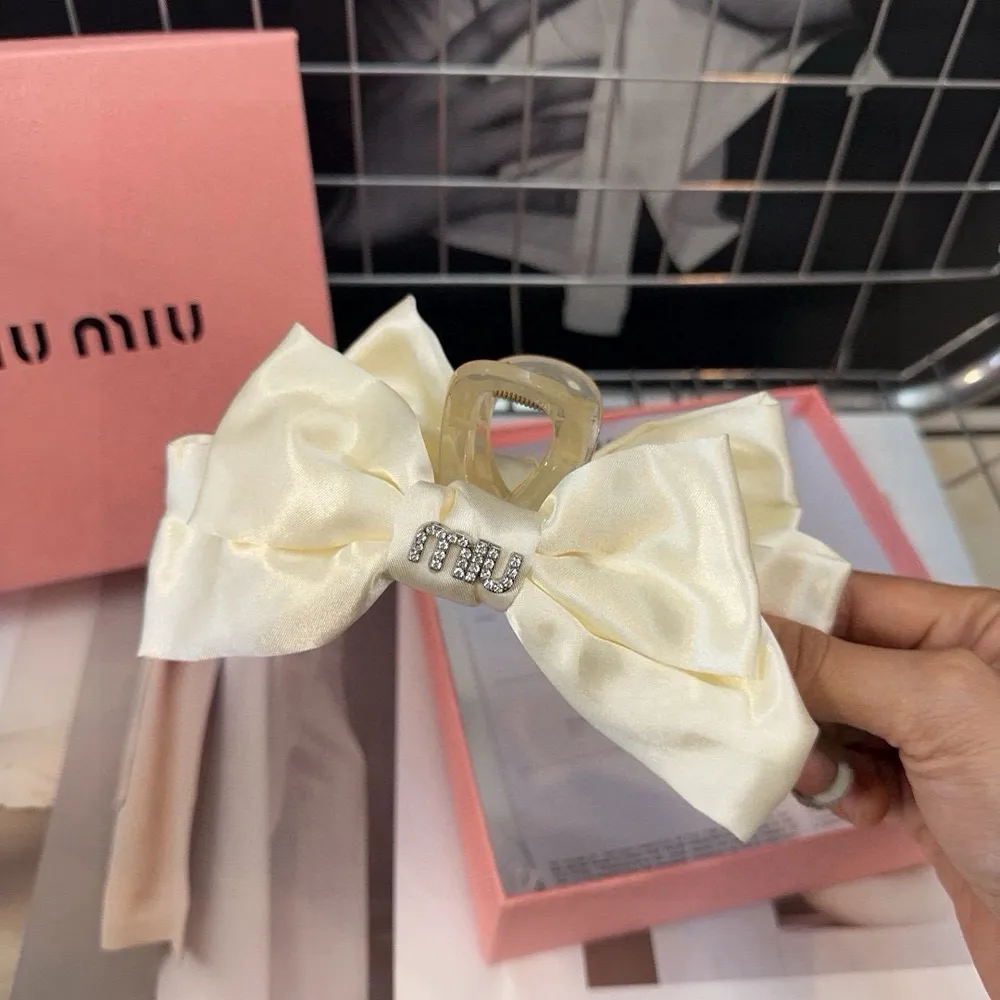 MIUMI* 미우 리본 헤어 클립 (해외최상급)