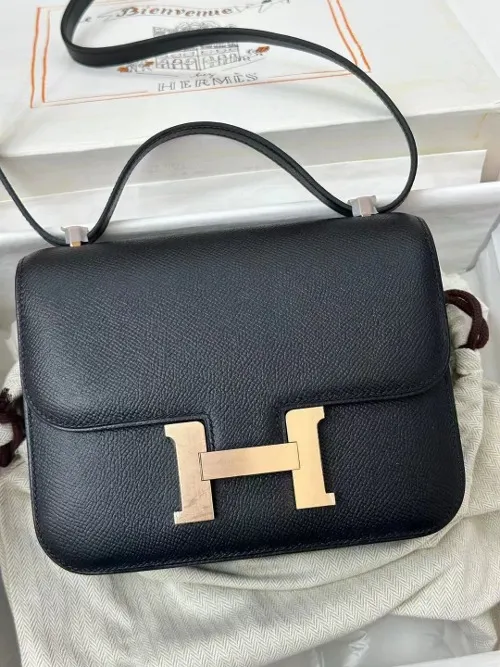 HERM*S 에르메* 콘스탄스 19