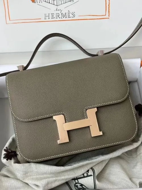 HERM*S 에르메* 콘스탄스 19