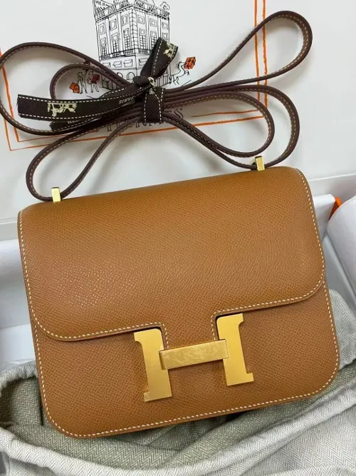 HERM*S 에르메* 콘스탄스 19
