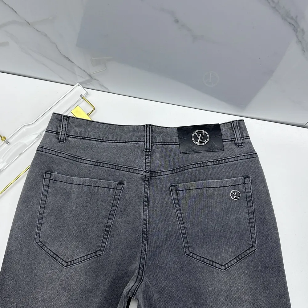 eb28a753_9.webp
