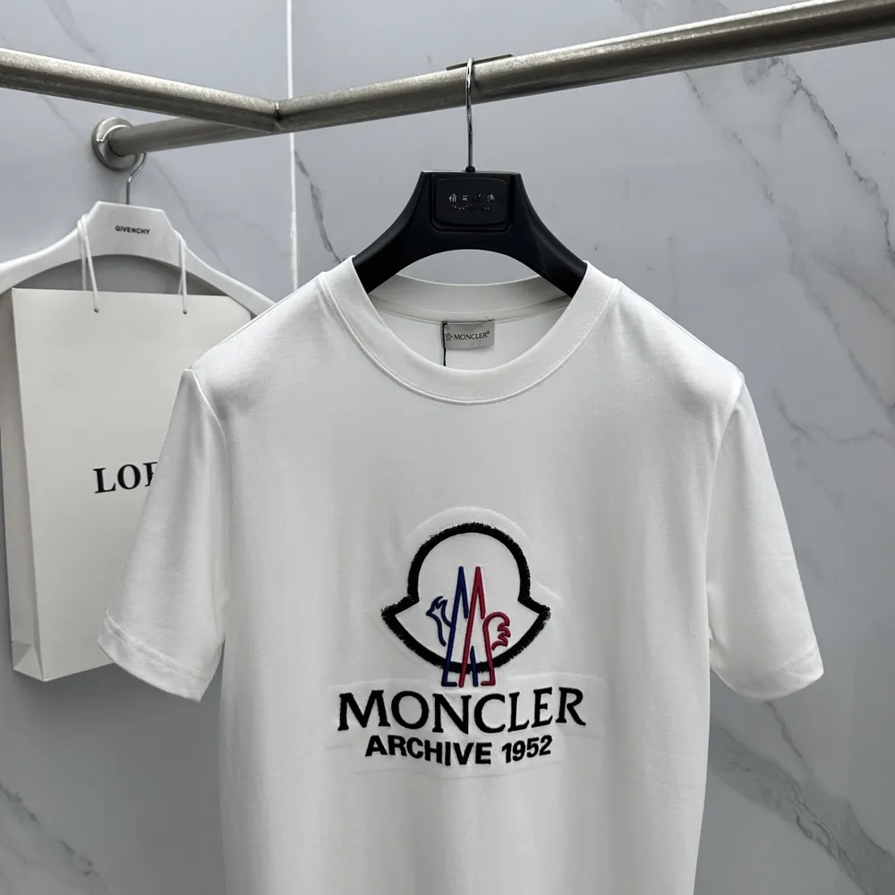 242d8449_3.webp